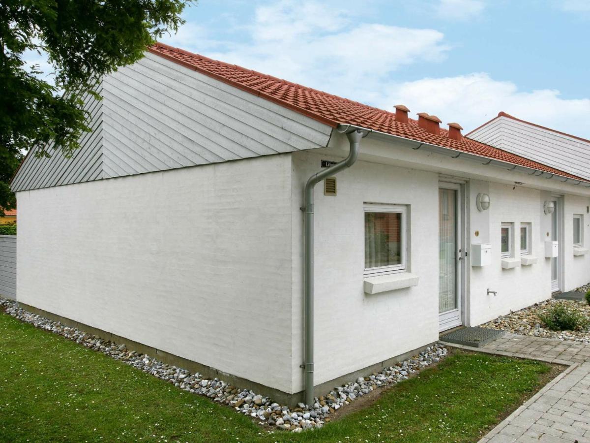 4 Person Holiday Home In R Sk Bing Aeroskobing Exterior foto